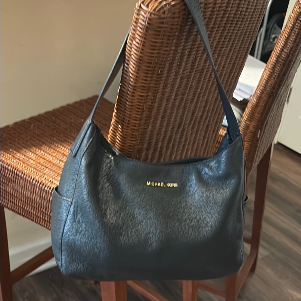 Black michae  Kors satchel bag nwot